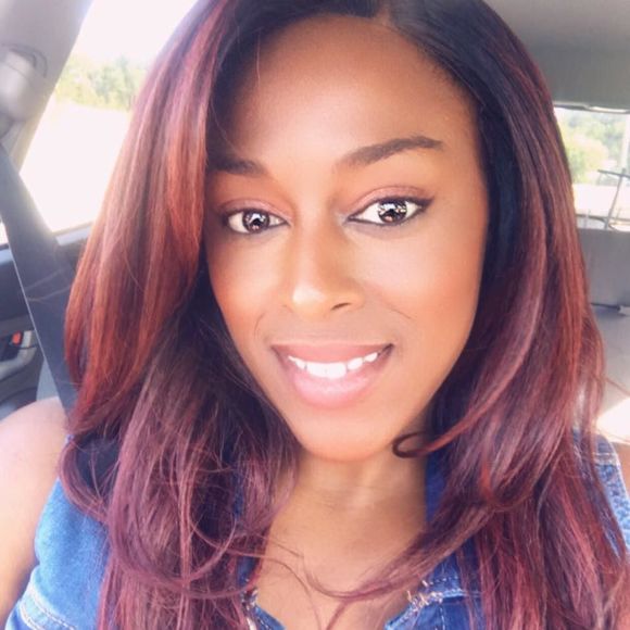 Meet your Posher, Amanda - Picture 1 of 1